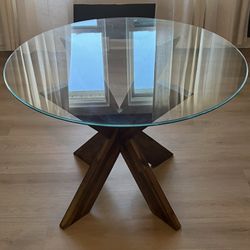 Pier1 Simon Dining Table