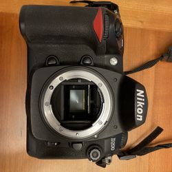 Nikon D200
