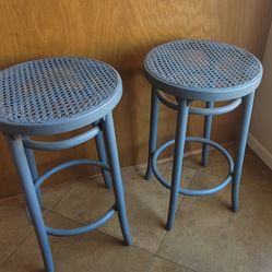 Set Of 2 Gray Stools 