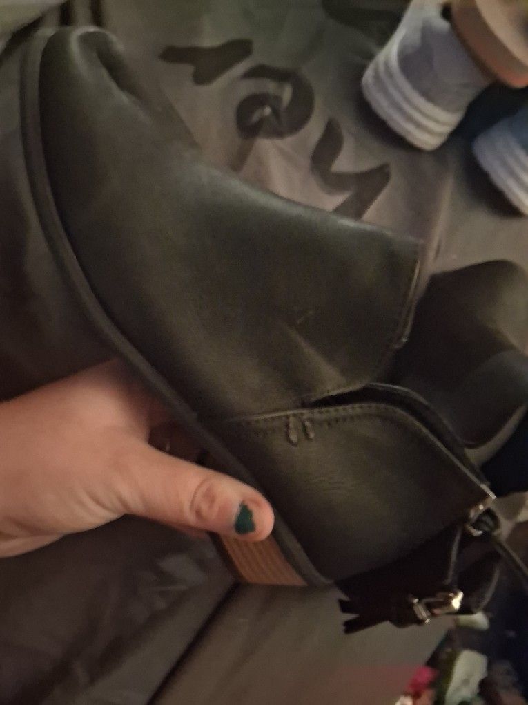 Brand New Women's Size 7 Shoes 