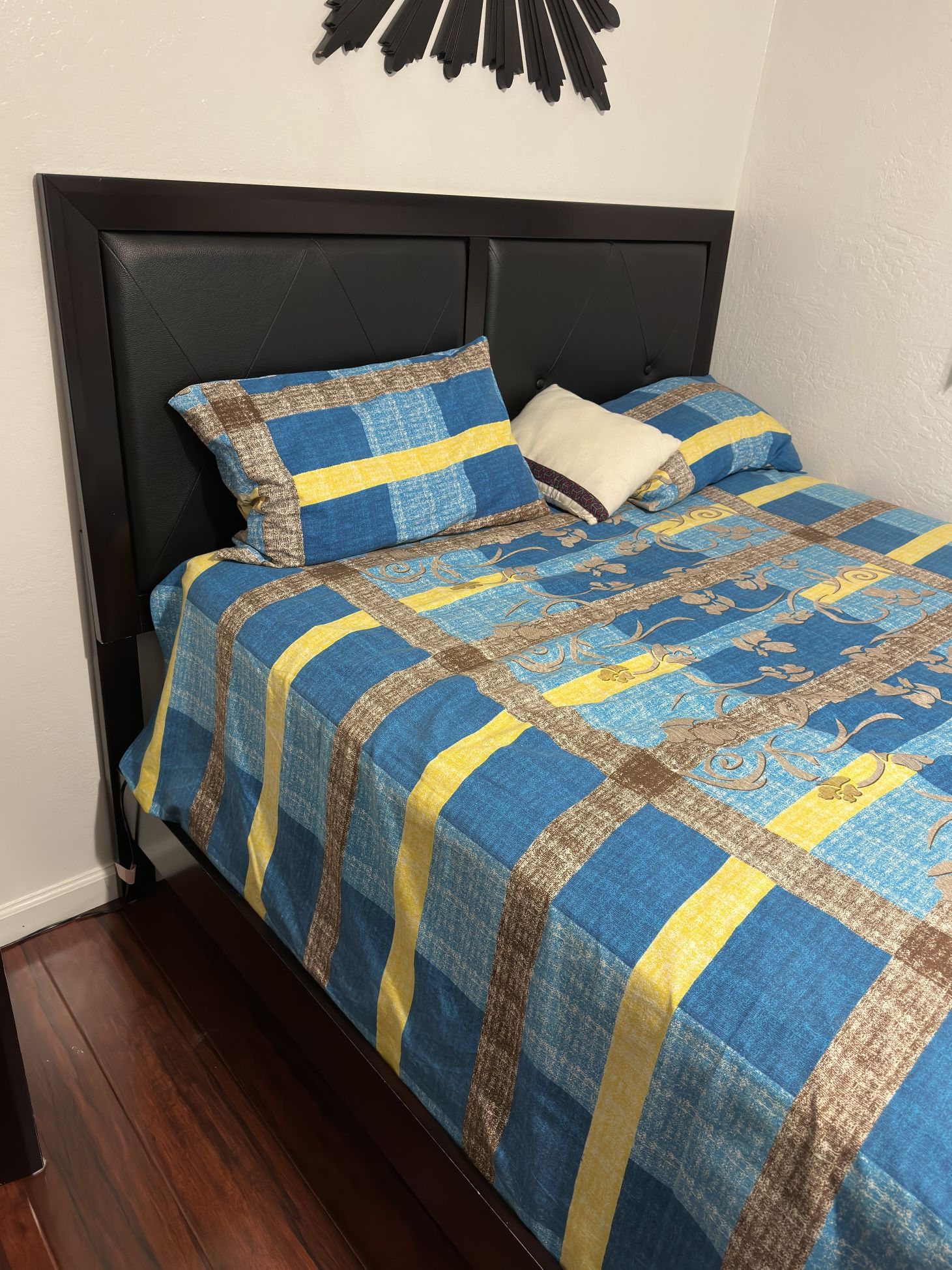 Bedroom Set - Bed Dresser Nightstand