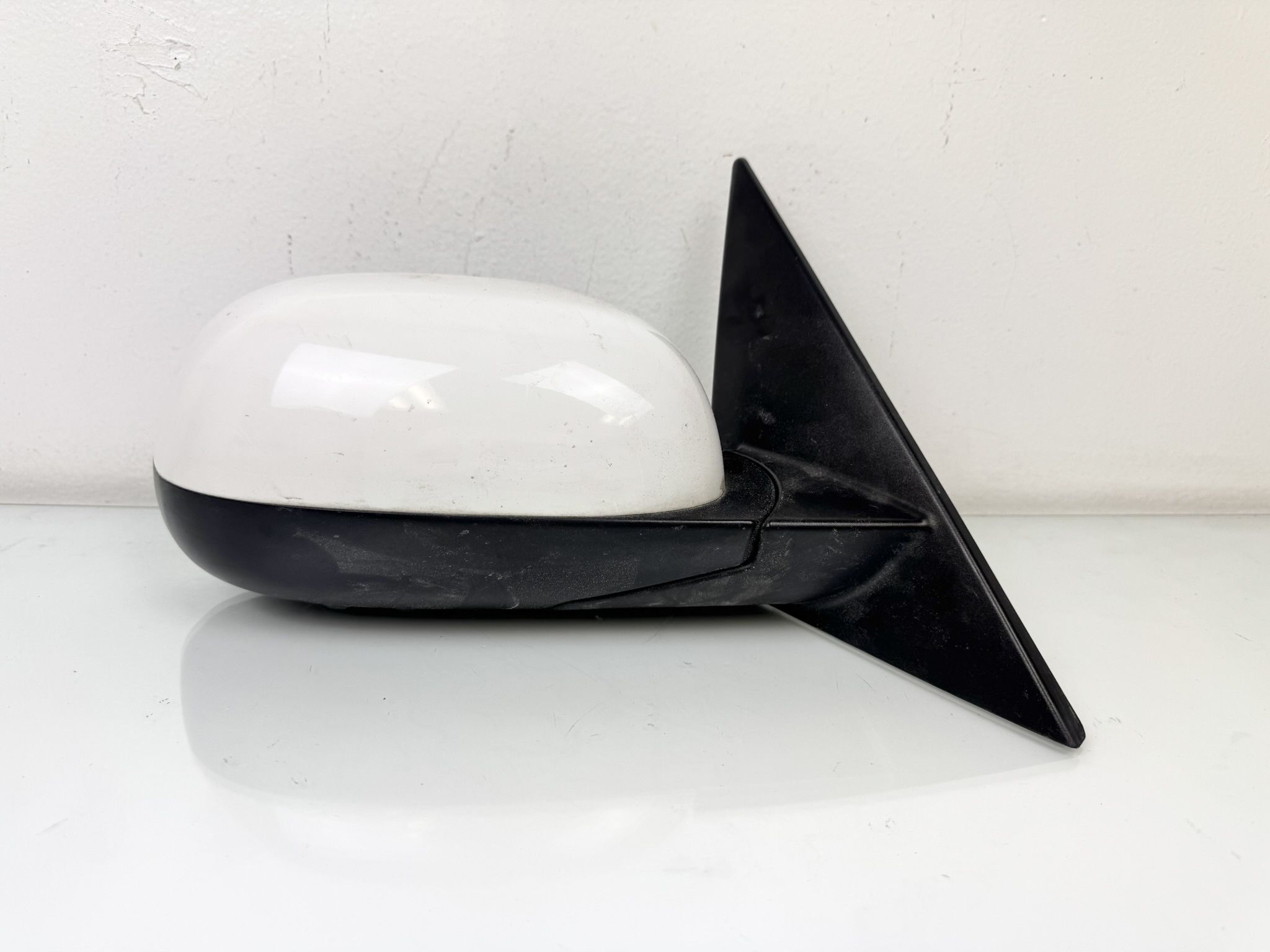 2014-2019 Kia Soul Right Passenger Side View Door Mirror White Oem