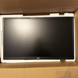27 Inch LG PC Monitor With Mounting Arm
