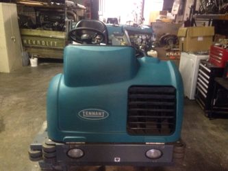 M20 floor scrubber sweeper