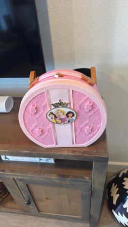 Disney princess styling vanity