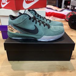 Kobe 4 Green And Black 