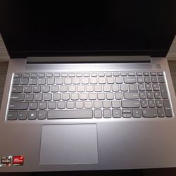 2024 laptop touch Lenovo IdeaPad Slim 3 15ABR8