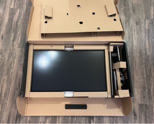 Dell UltraSharp U2720Q 27” 4K USB-C Monitor - Unused With Box