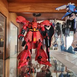 Guardian Gundams at Your Service 