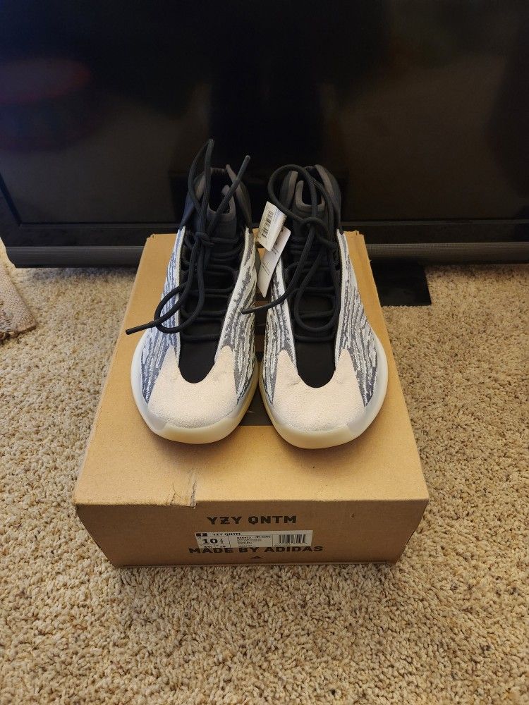 Adidas Yeezy QNTM 10.5 