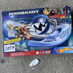 Hot Wheels Mario Kart Track