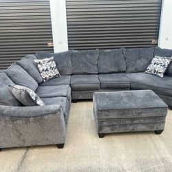 Huge Sectional With Cuddler (No Ottoman)