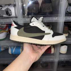 Jordan 1 Retro Low OG SP 'Travis Scott Olive'