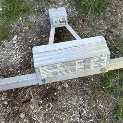 WERNER Ladder Stabilizer: For Extension Ladders