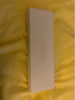 Apple Watch 11 pink with matte silver face