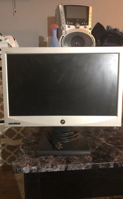 Emcahines 17” monitor