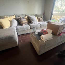 Emergency Move Out - Sectional $400 Or. Best Offer -Price Negotiable! 