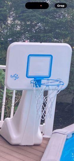 Poolside basketbal
