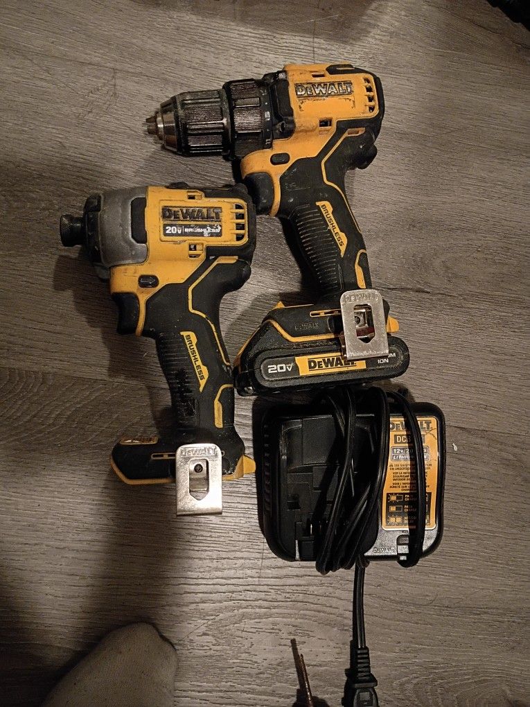 DeWalt 20V XR Brushless Drill AND Impact Driver Kit