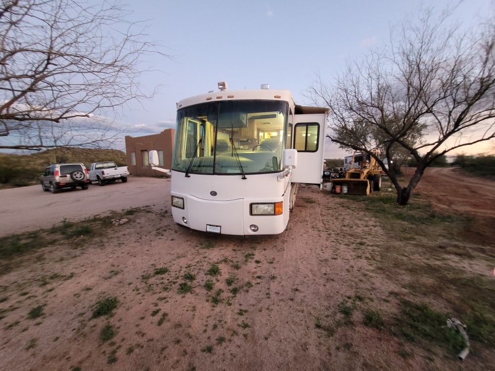 2002 Travel Supreme 38ft