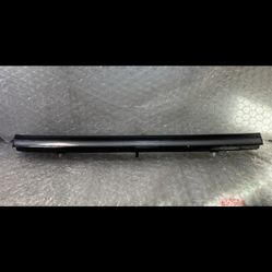 2025 2026 TESLA MODEL Y FRONT CENTER HEADLIGHT LIGHT LAMP BAR LED USED OEM