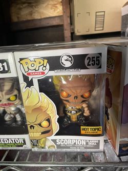 Scorpion Hot Topic Funko Pop