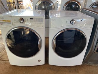 Whirlpool washer and electric dryer