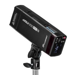 Flashpoint eVOLV 200 Pro R2