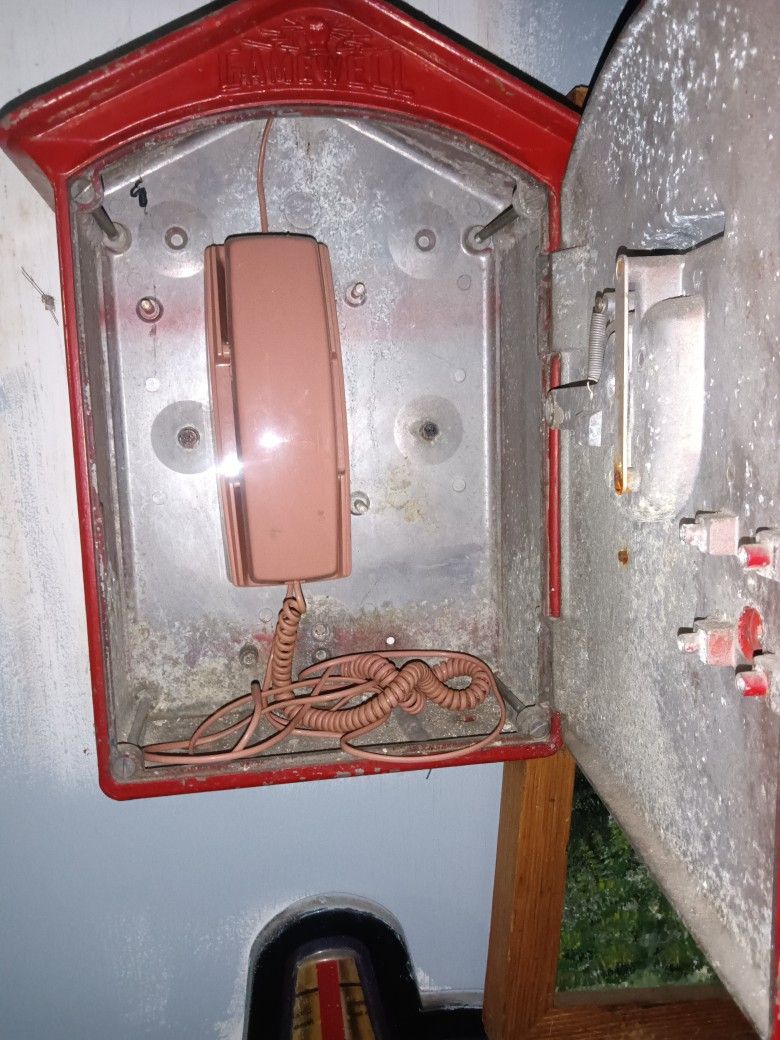 Throwback Fire Alarm Phone