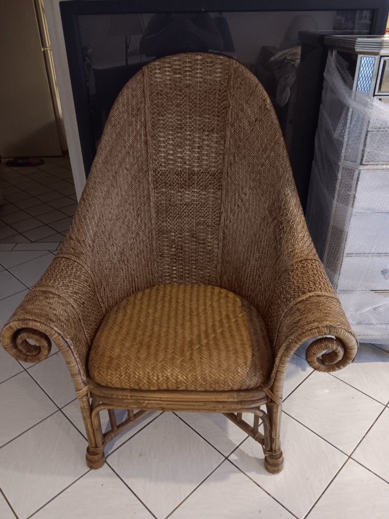 Rattan Wicker Chair for Sale in Delray Beach, FL - OfferUp