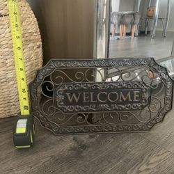 wire welcome door sign