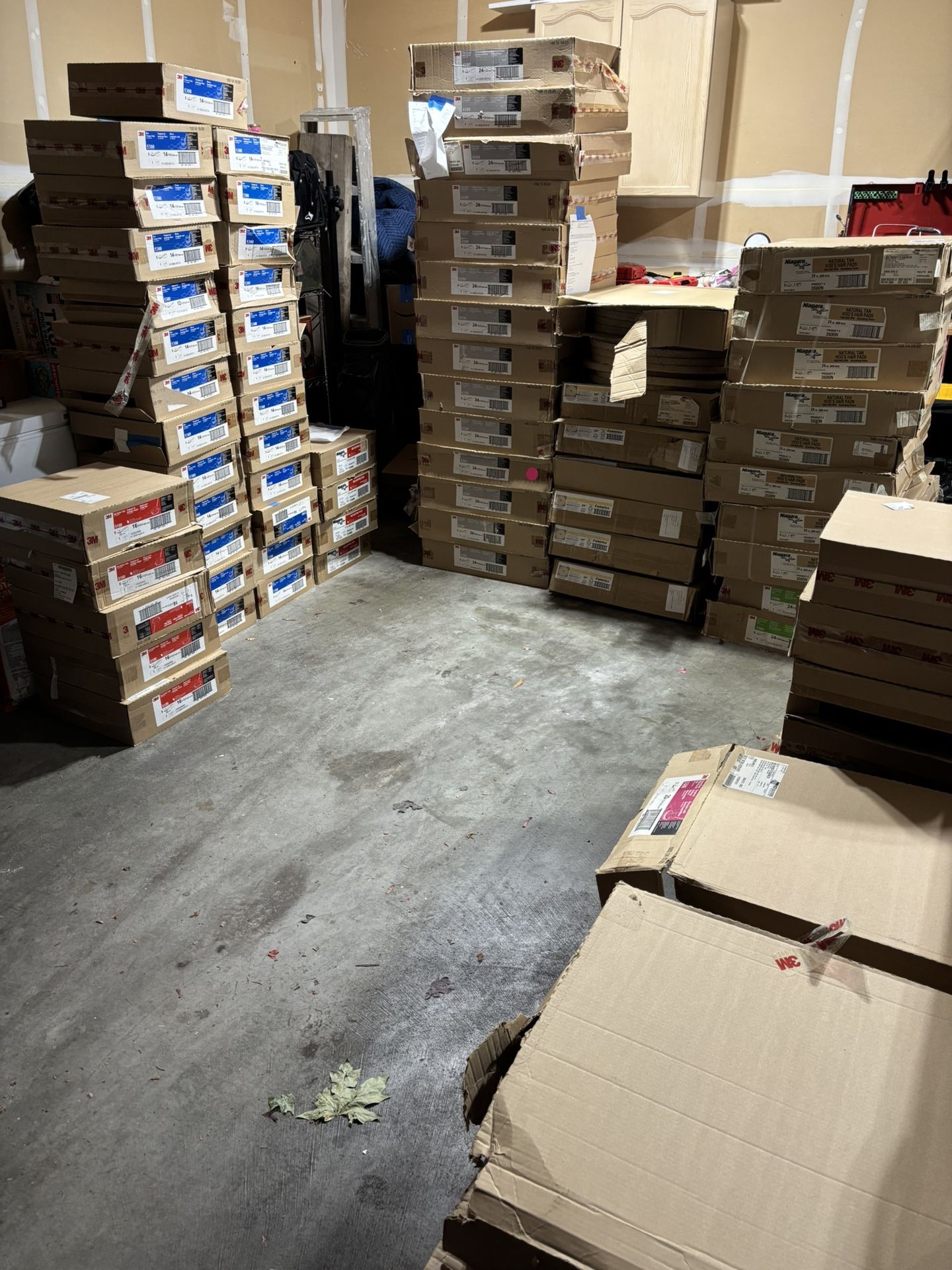 New Floor Scrubbing Pads