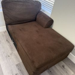 Chaise lounge seat