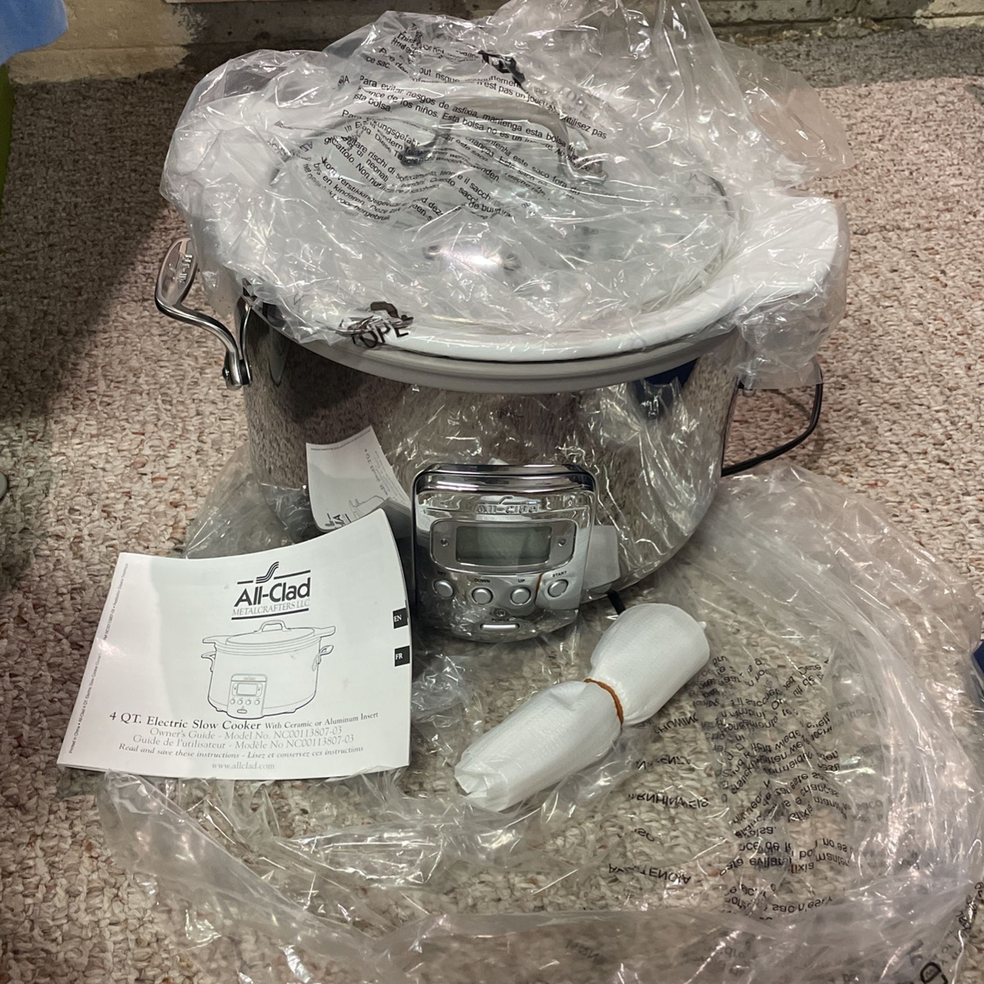 All-Clad Slow Cooker for Sale in North Caldwell, NJ - OfferUp