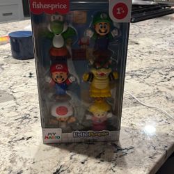 Mario Little People 