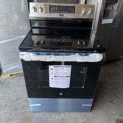 GE 30 in. 5 Burner Element Smart Free-Standing Electric Range in Stainless w/EasyWash Oven Tray & No-Preheat Air Fry