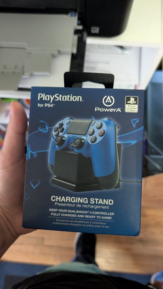 PlayStation 4 Controller Charging Stand