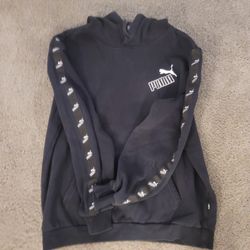 Puma Hoody. Size L