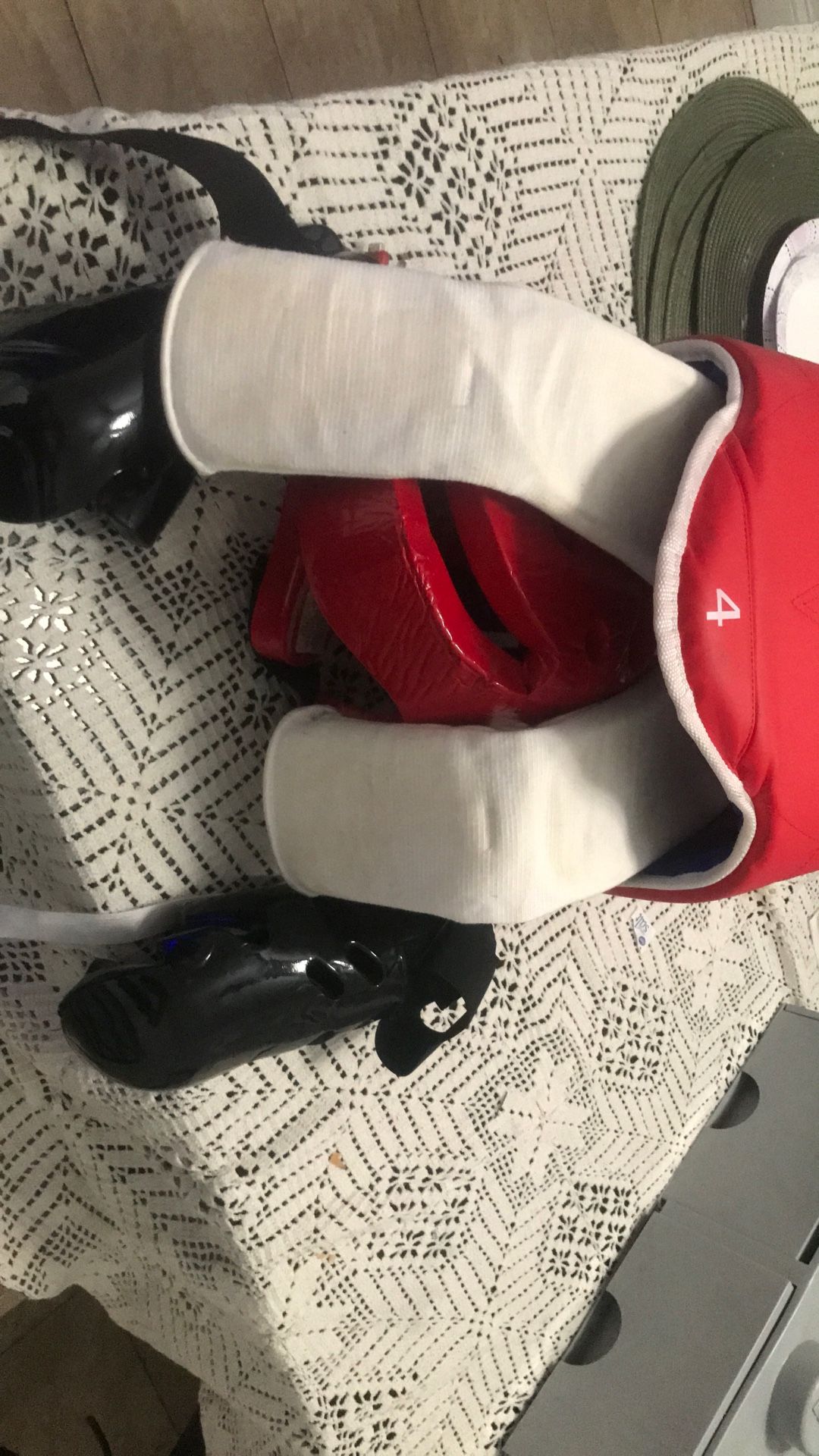 Sparing Pad Set Arm Pad,head Gear,shin Pads , And Body Pad
