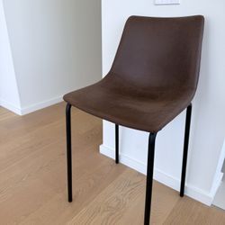 Merrick Lane Carrollton Faux Leather Bar Height Bucket Seat Stools