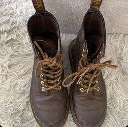 Doc Martens Size 5 Women’s