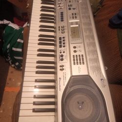 Casio Keyboard 