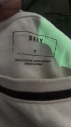 DKNY SMALL SHIRT