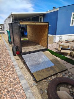 4x8 enclosed trailer