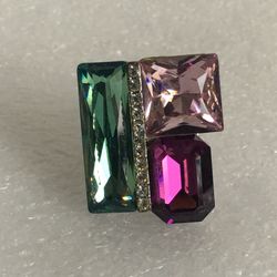 BEAUTIFUL RING SIZE 6 ADJUSTABLE TO ANY SIZE