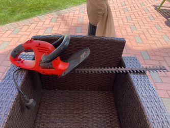 Black and Decker hedge trimmer