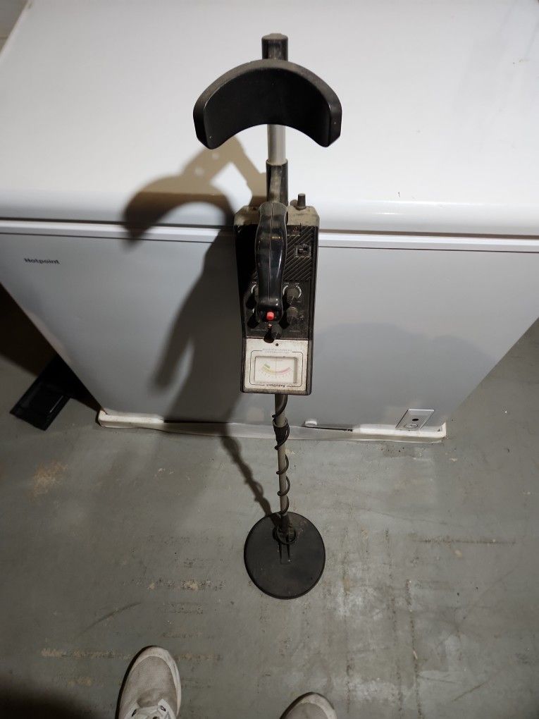 Radio Shack Metal Detection