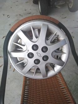 04 Chevy Impala Hubcaps