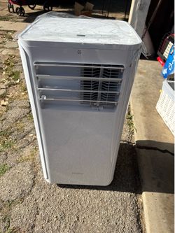 6,200 BTU Portable Ac With Window Kit