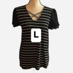 New Women's T-shirts Size Large 